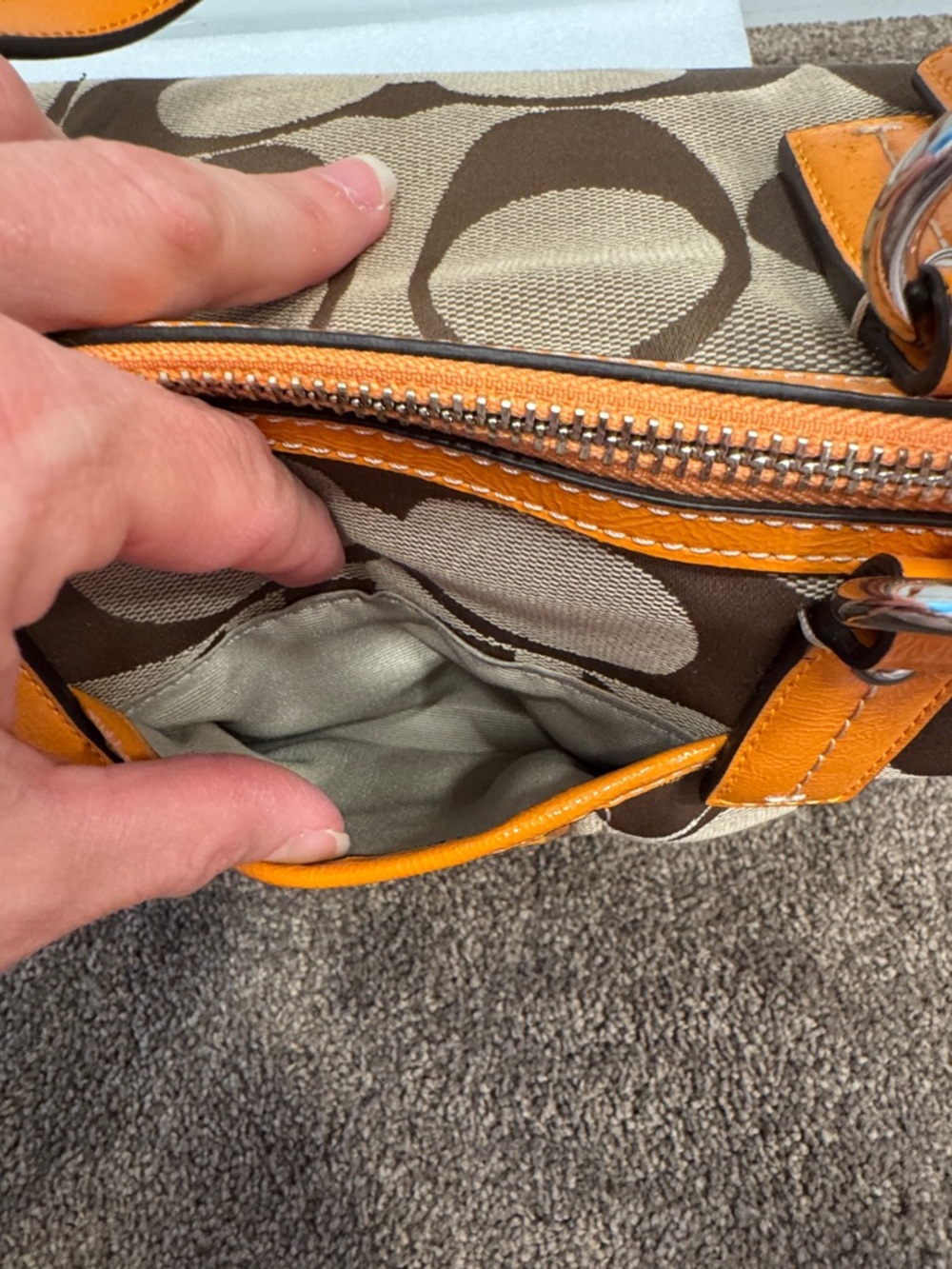 🍊 PRISTINE NWOT Coach Signature Stripe Satchel — Orange Spice - Picture 7 of 10